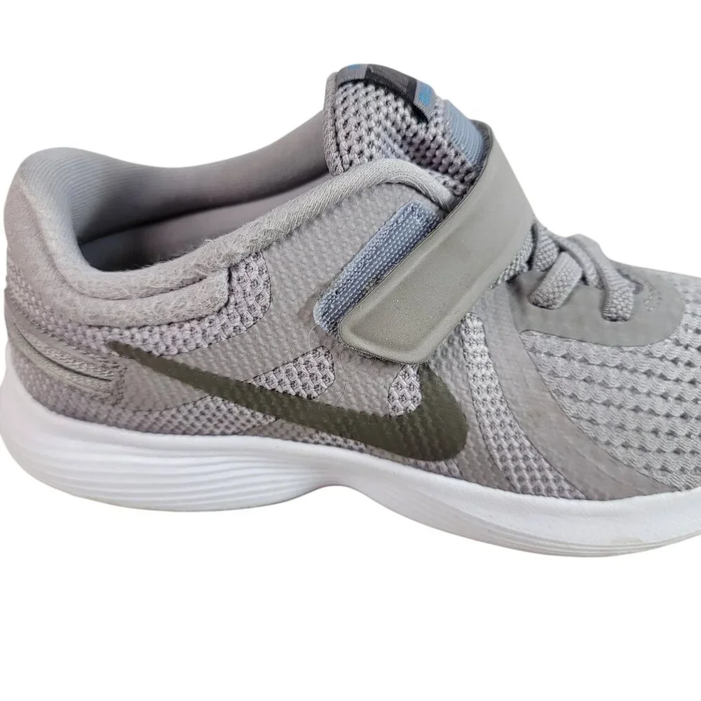 Nike Kids Revolution 4 Flyease PSV Sneakers Gray 2Y Zipper Hook Loop AH7795 READ
